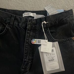 Pull &Bear black jeans. Brand new. With tags. See pictures.
